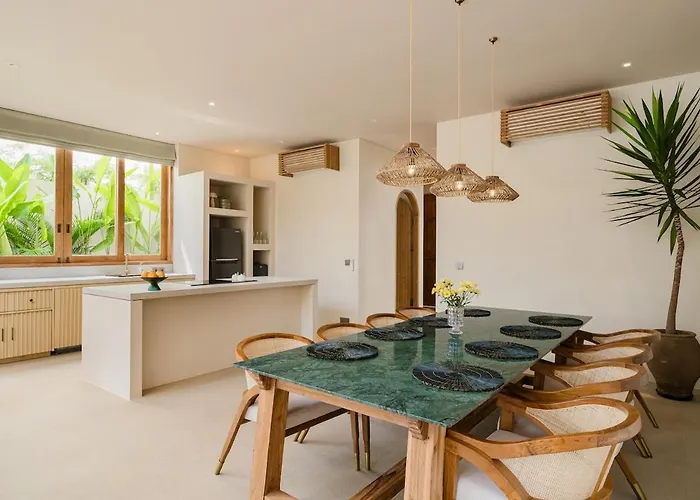 Luxury 2-bedroom With Private Pool In Villa *